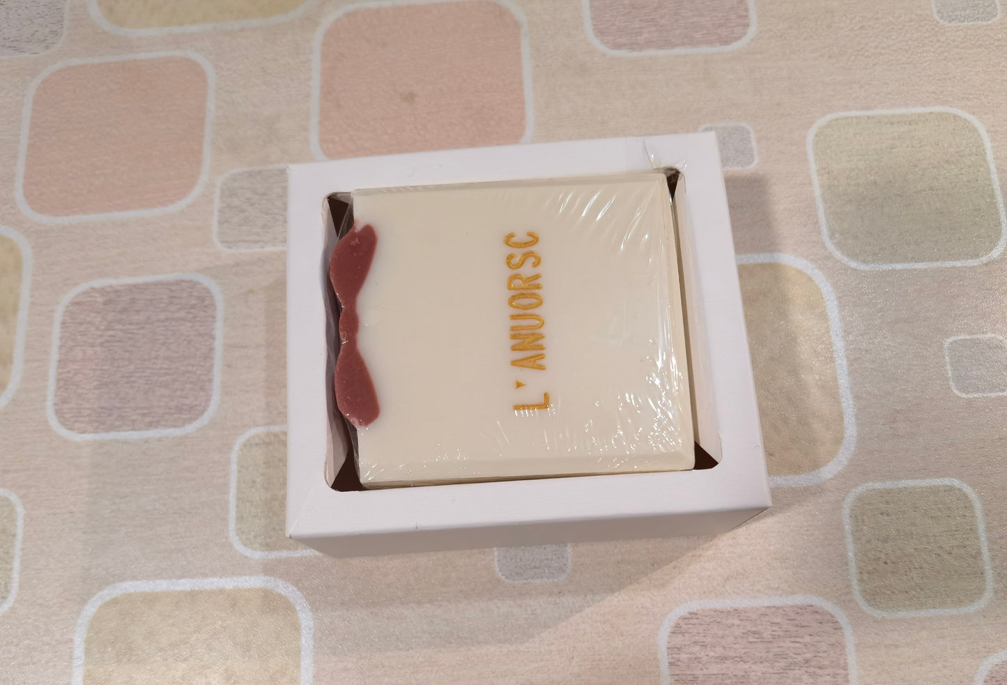 L'ANUORSC Natural Organic Moisturizing Whitening Hand Made Amino Acid Soap