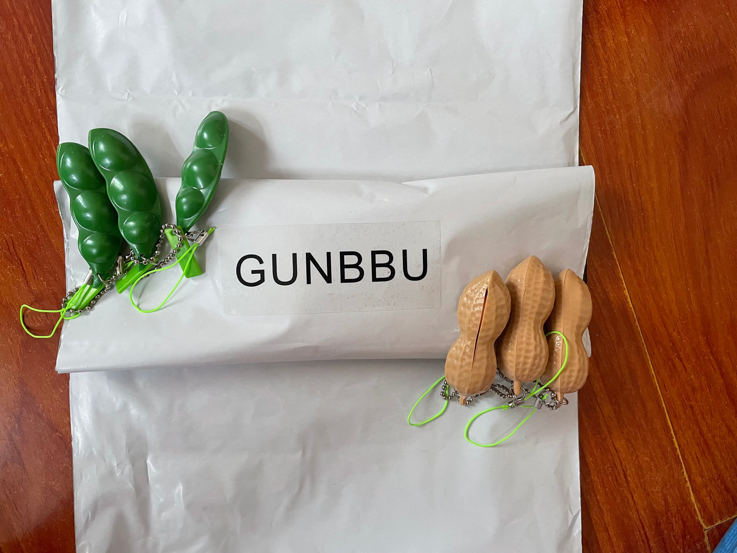 GUNBBU Infinite Squeeze Peanut Toy Decompression Squeeze Stress Adult Fidget Toys