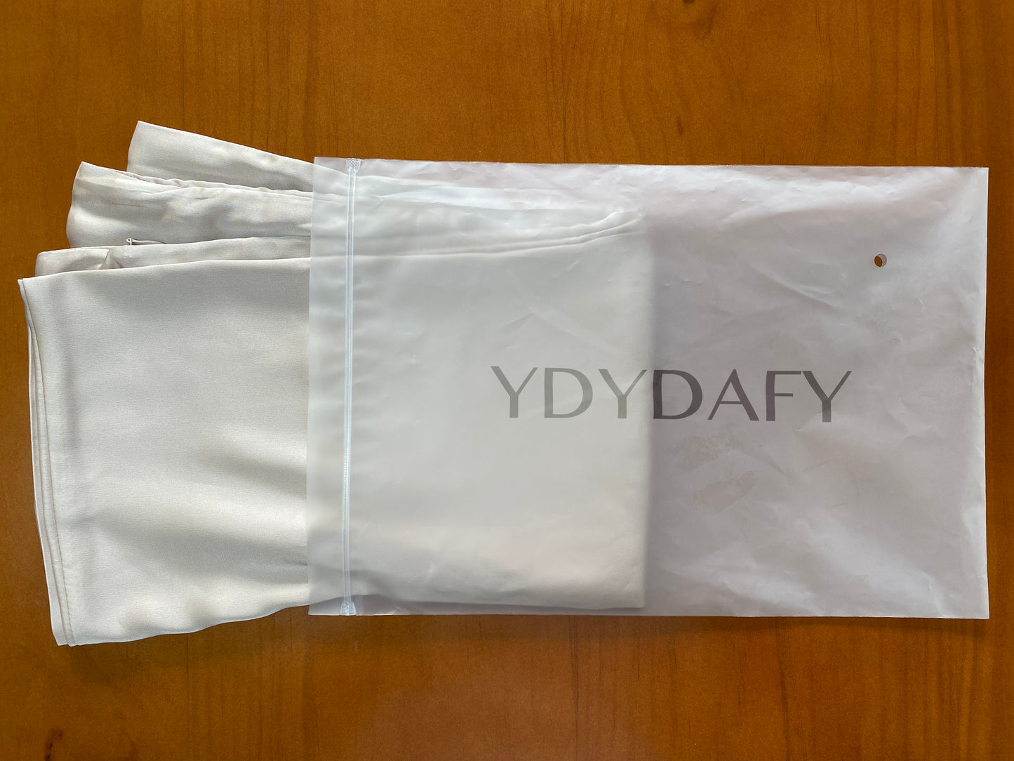 YDYDAFY 2 Pack Satin Pillowcase with Hidden Zipper Design, Hypoallergenic Soft Breathable Pillow Cases